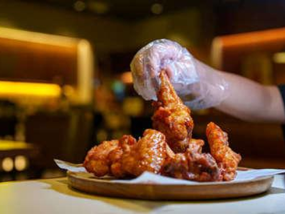 Dave"s hot chicken