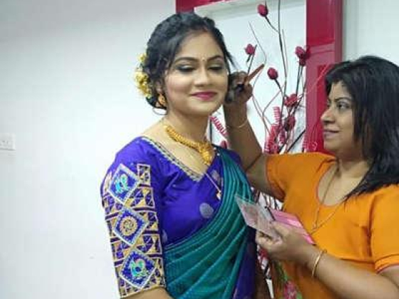 Her Styles Ladies Beauty Salon