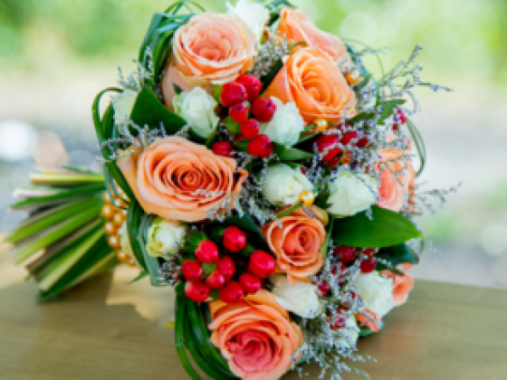 Les Trois Fleurs Flowers & Ornamental Plants Trading