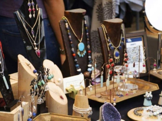 Gems Accessories