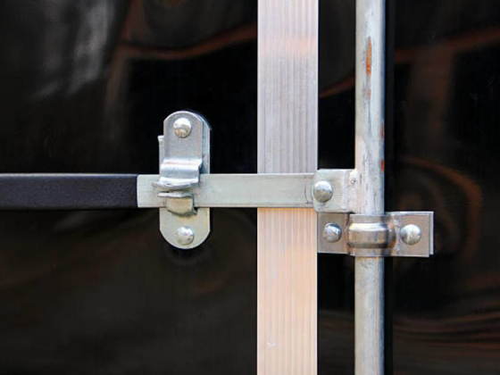 Al Zujaj Al Thahabi Metal Doors