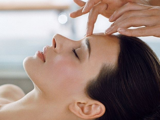 Le 8 Paris Ladies Salon