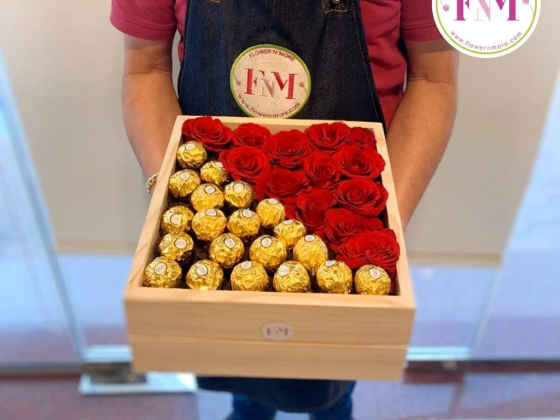 F N M FLOWERS (Flower N More)