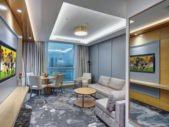 The S Hotel
