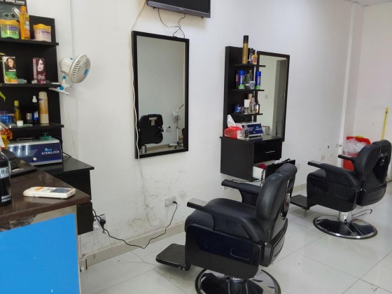 Alif Meem Gents Saloon