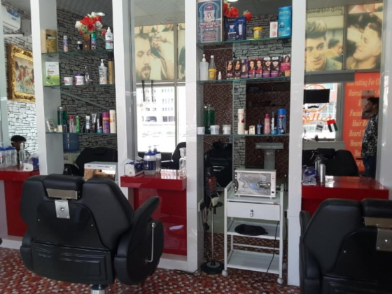 Adeel Farooq Gents Salon