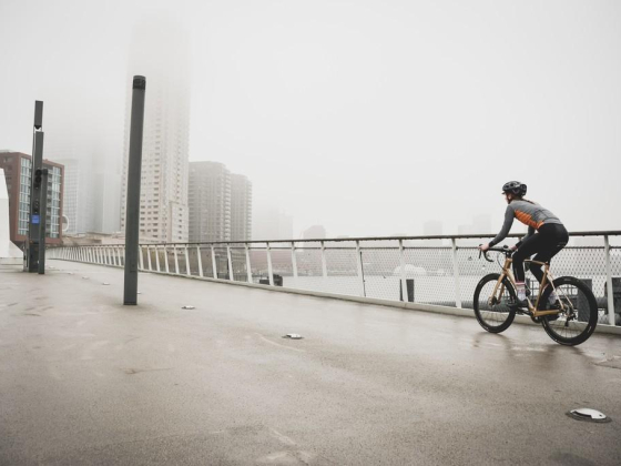 Street Internet City Cycling Track