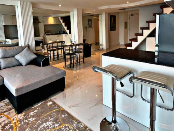 Royal Maison Holidays Home