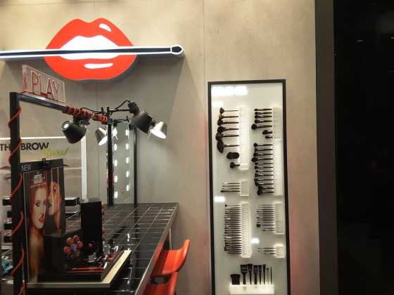 Make Up Forever
