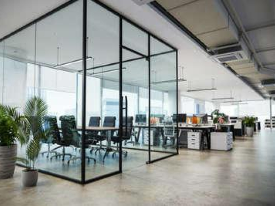 Unimoon Business Center