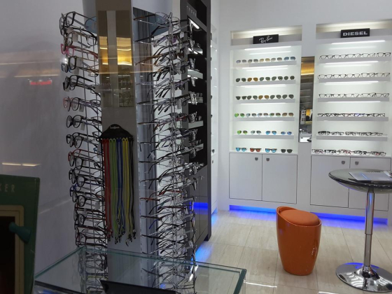 Serah Opticals