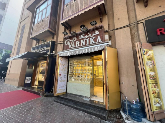 Varnika Jewellery
