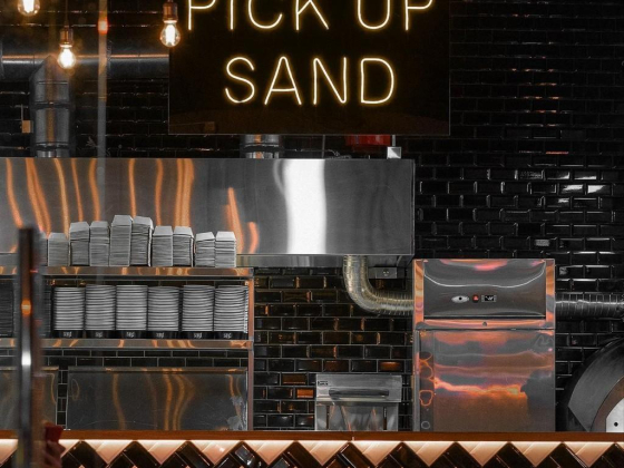 Pick Up Sand Restaurant