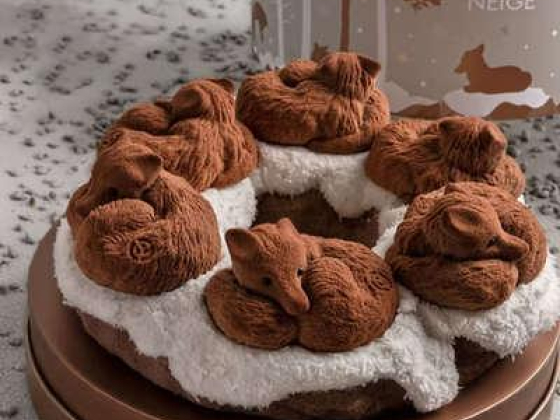 Yann Couvreur Cakes And Bakery