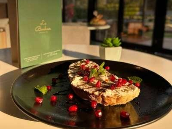 Le Bonheur Cafe