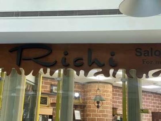 Richi Salon For Men