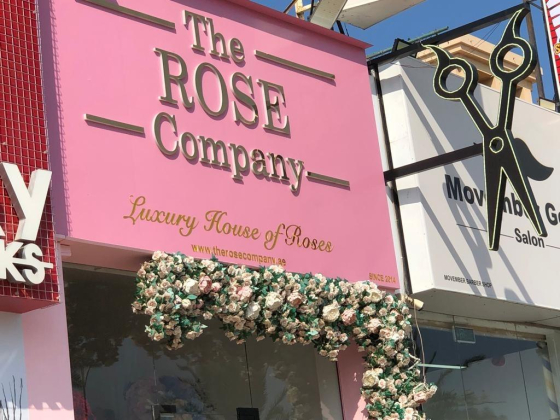 Luxury House Of Roses Flowers Trading