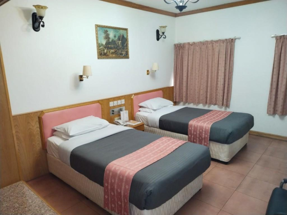 Grand Astoria Hotel