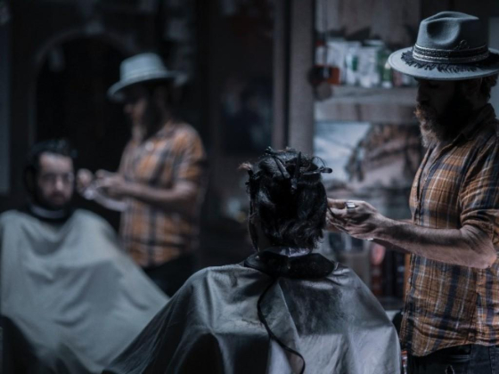 Attractive Gents Saloon
