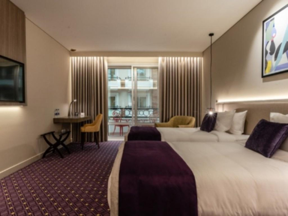 Leva Hotel