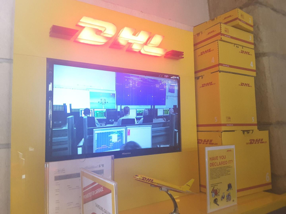 Dhl