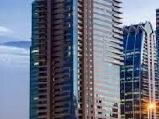 Pullman Jumeirah Lakes Towers Hotel & Residences