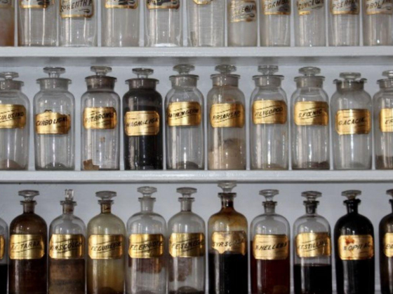 Crescent Veterinary Medicines (l. L. C)