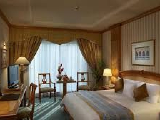 Carlton Palace Hotel