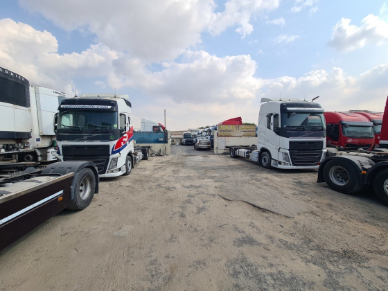 A K B Used Trucks Trading