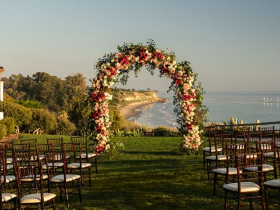 Loulou"a  ​ballroom