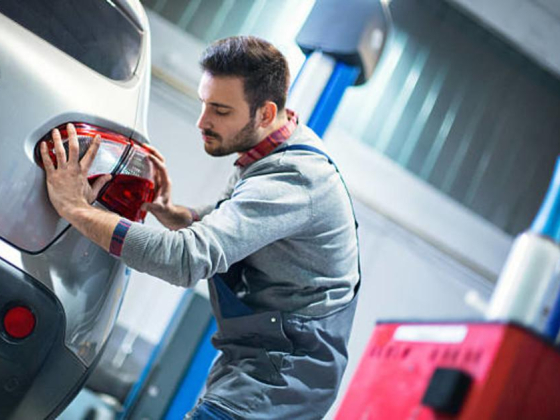 Golden Popular Auto Spare Parts Trading