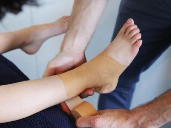 Al Daleel Physiotherapy & Hijjama Center