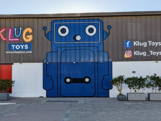 Klug Educational Toys & Play