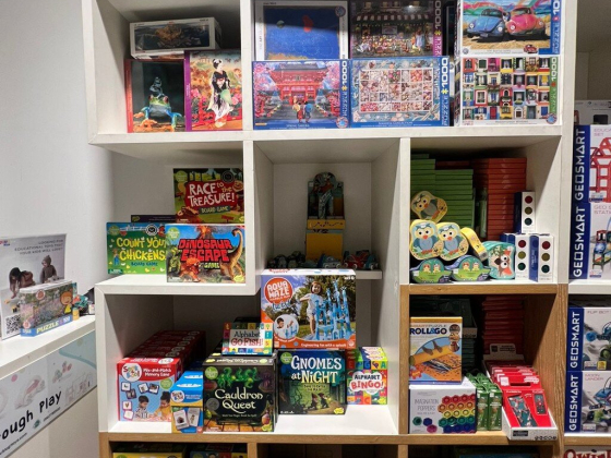 Klug Educational Toys & Play