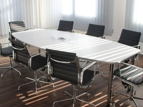 R Serviced Offices