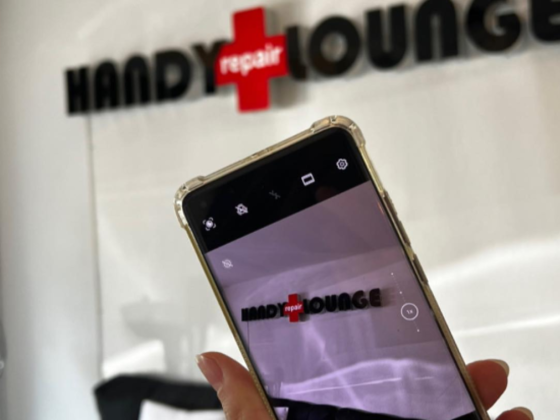 Handy Repair Lounge