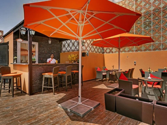 MNM Lounge