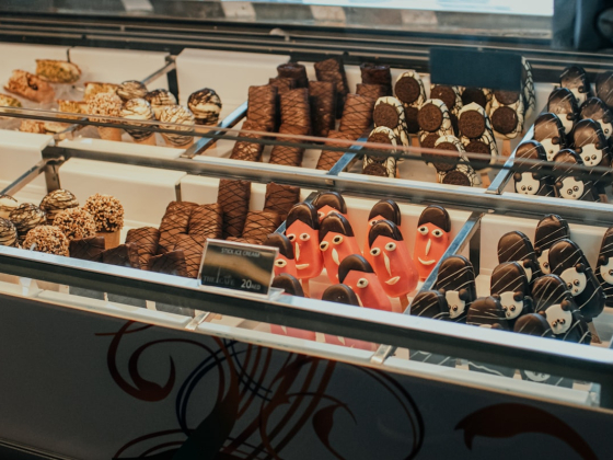 Cake Shop Near Me in Dubai: What to Order, What to Pay, and What to Check First