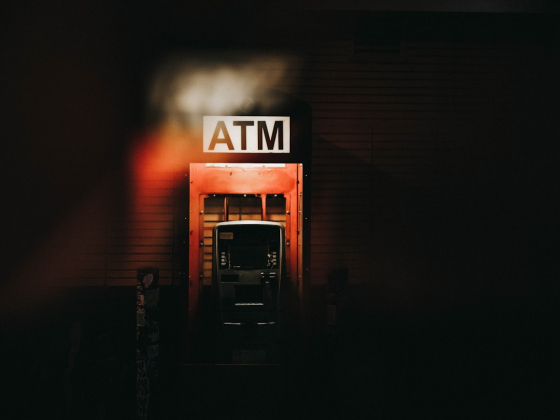 Finding Banks and ATMs in Dubai: What Actually Matters Beyond Proximity