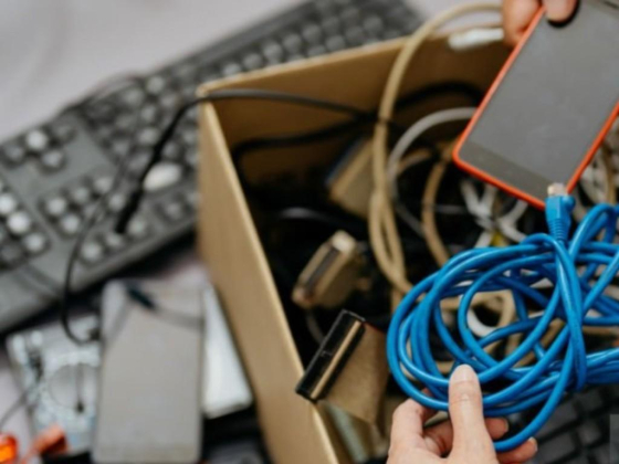 Al Ruwais Electronics & Mobile Trading
