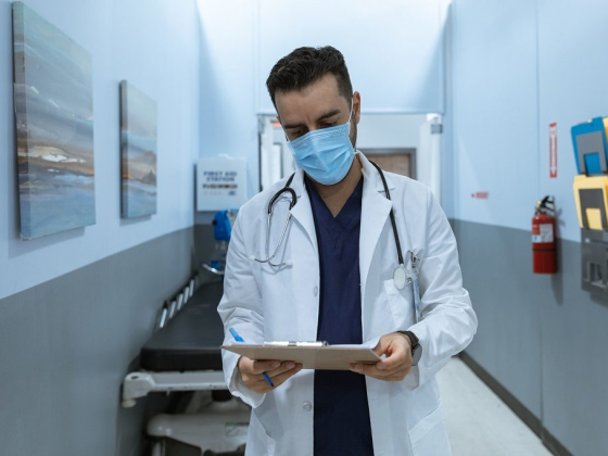 Why Doctors Shouldn't Multitask