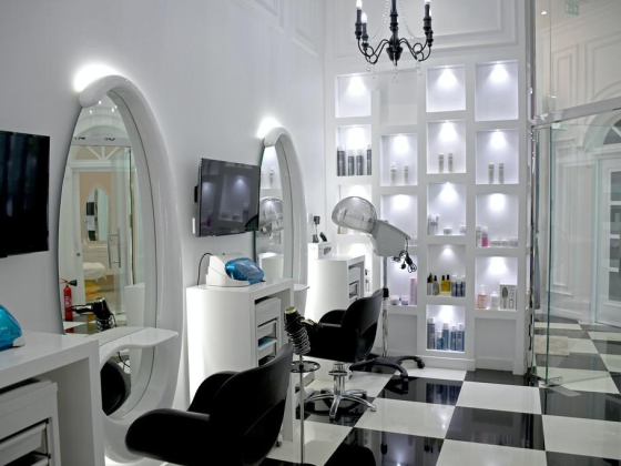 Casablanca ​ladies Salon