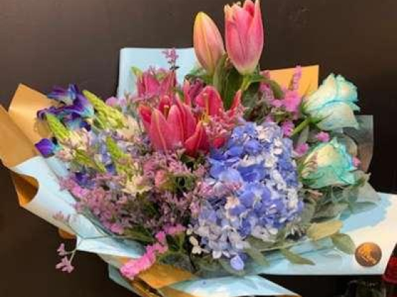 Le Flora Flowers Trading