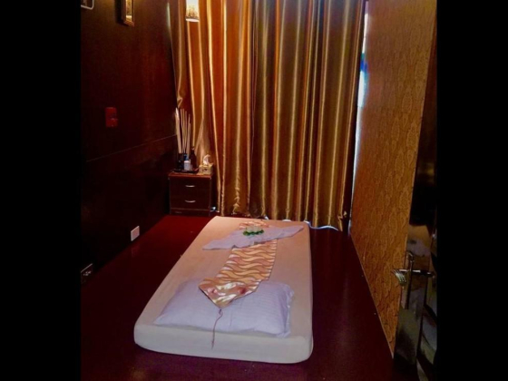 Parkside Massage And Spa Centre