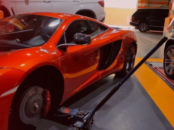 Orange Auto