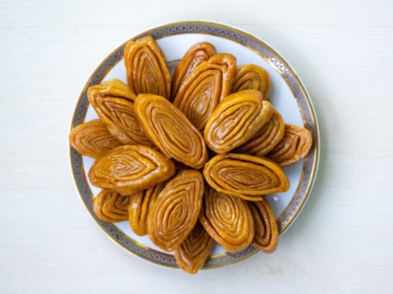Raf Desserts For Local Sweets Preparing