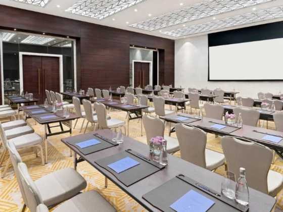 Concorde Meeting Room