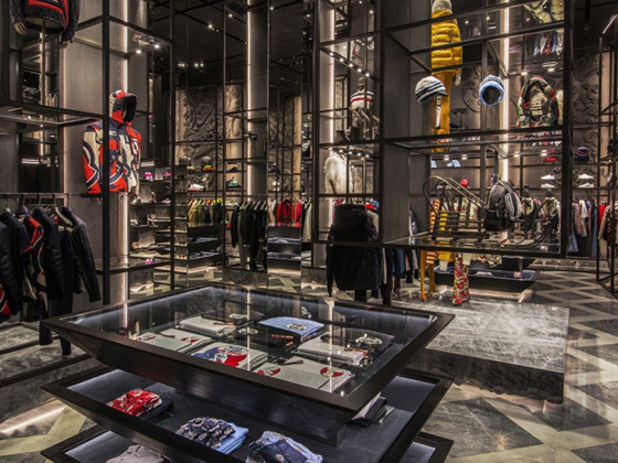 Moncler - The Dubai Mall