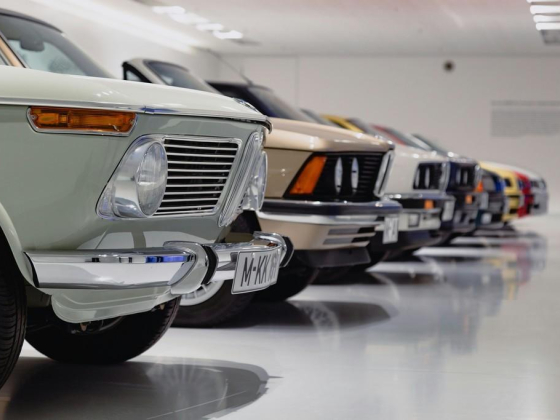Zaki Alkhalifa Transport By Luxury Motor Vehicles