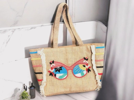 Izna Handbags & Leather Products Trading